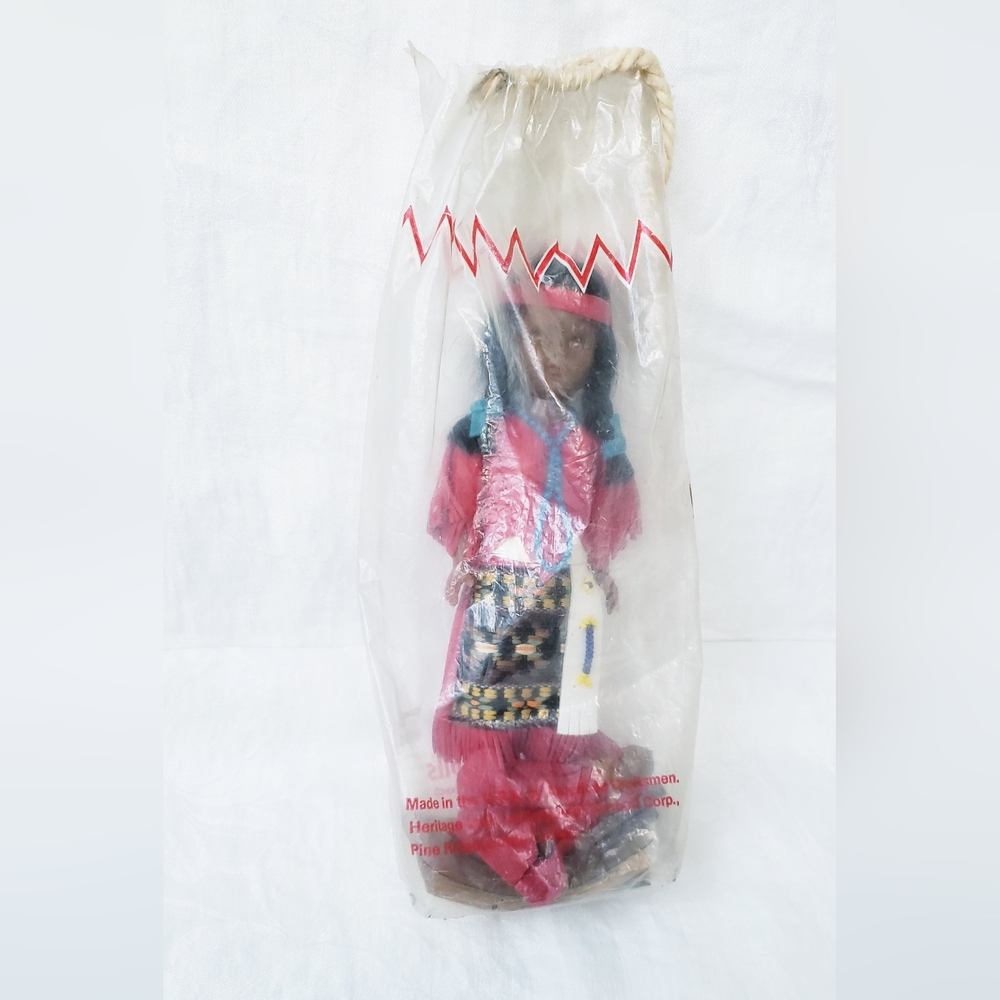 Antique Doll of Sioux Native American - Picture 4 of 4